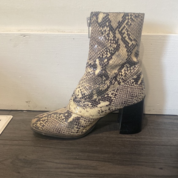 reptile boots - Picture 2 of 4